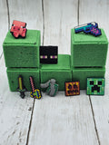 Minecraft Bath Bomb with Toy Bundle