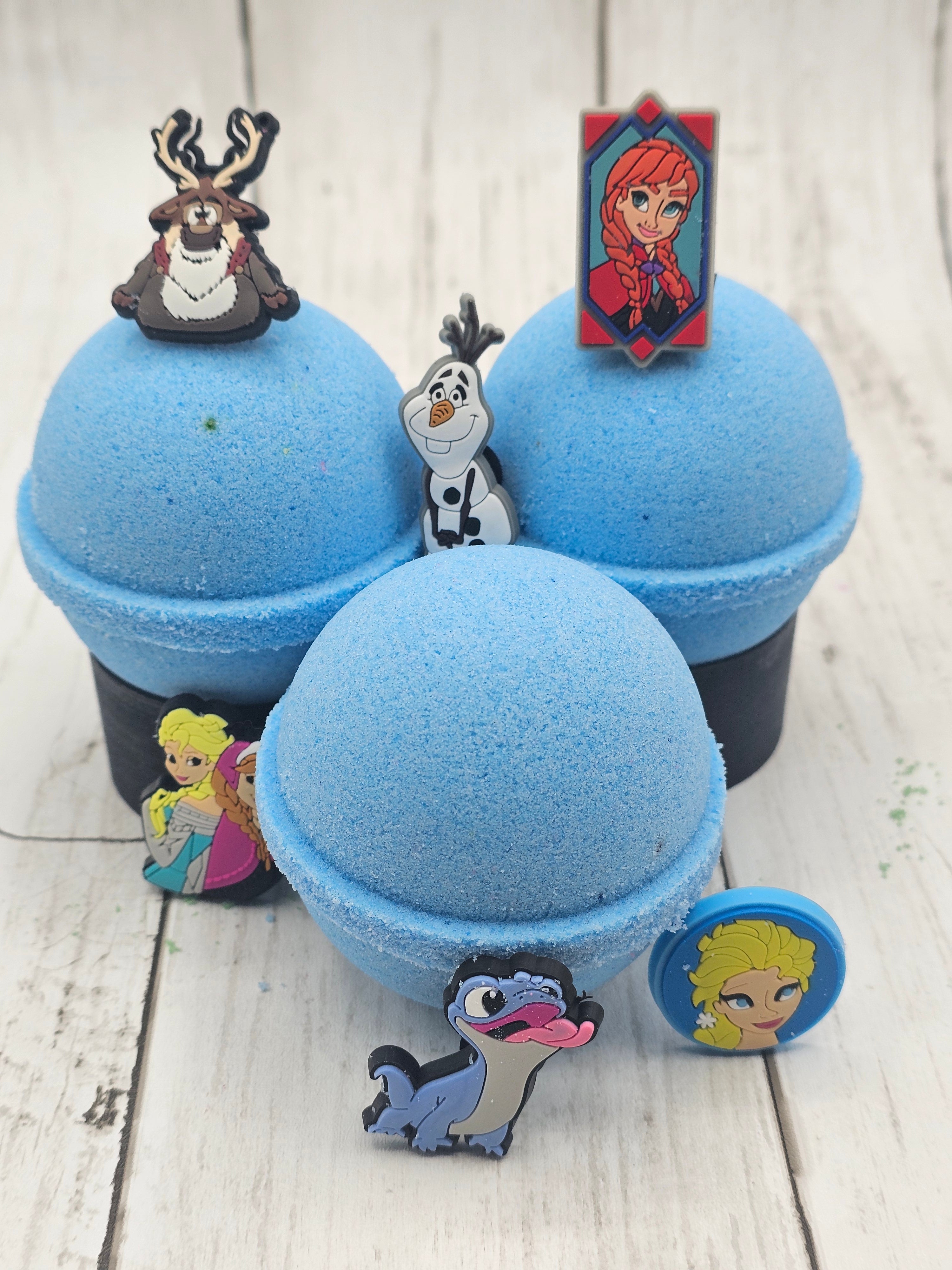 Frozen Bath Bomb with Toy Bundle