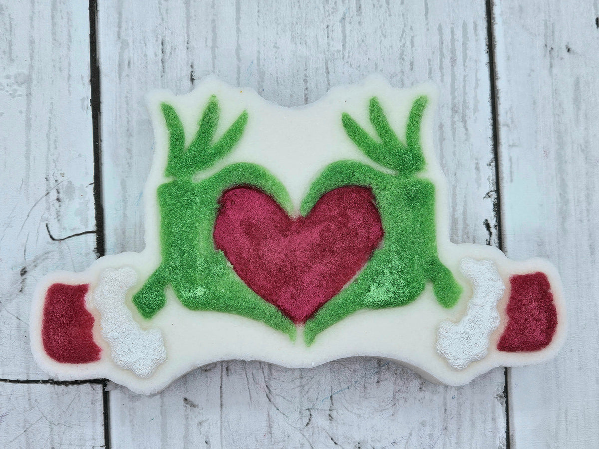 Heart in Hand Bath Bomb